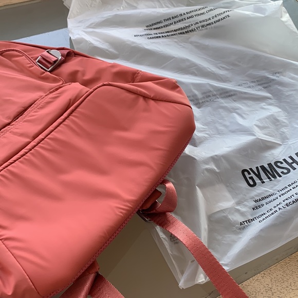 BNWT GYMSHARK PREMIUM LIFESTYLE BACKPACK - Picture 4 of 13